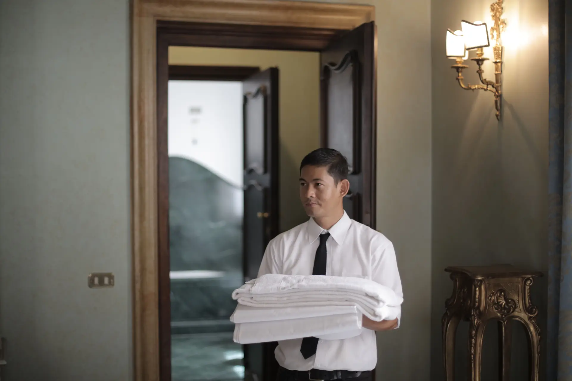 Delvessian hospitality team